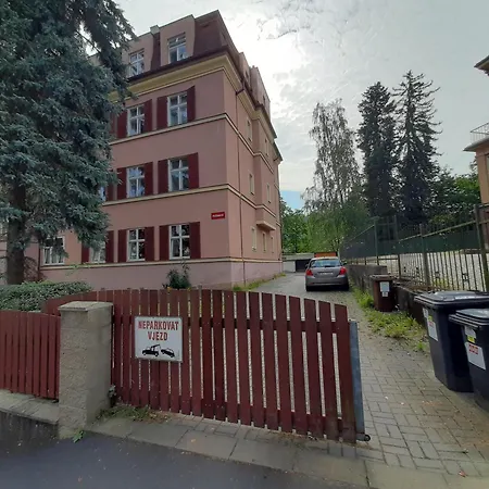 No 3 Podebradska 7, Apartment Karlsbad