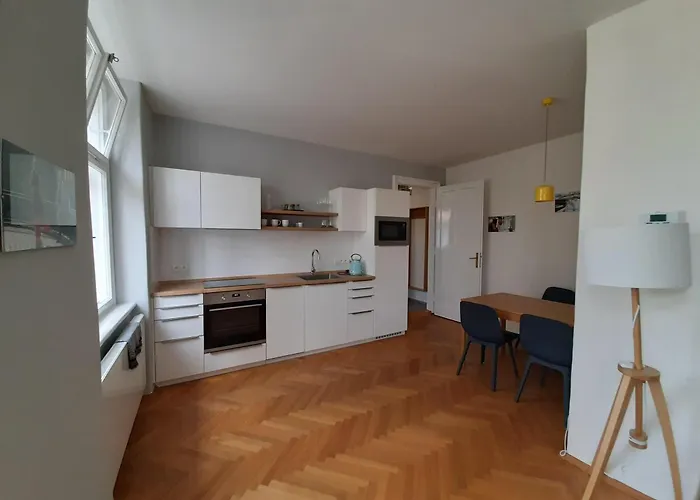 No 3 Podebradska 7, Apartment